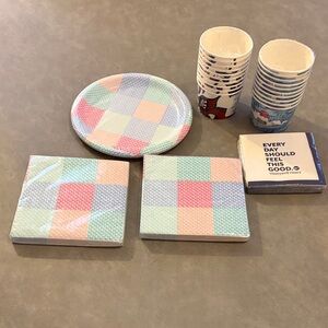NWT Set of Vineyard Vines X Target Collaboration Paper Plates and Napkins
